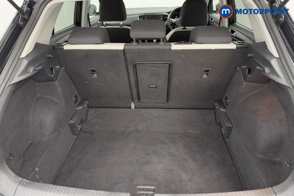 Used Volkswagen T-Roc 2021 for sale - 76232097: Photo 34