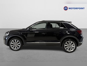Used Volkswagen T-Roc 2021 for sale - 76232097: Photo