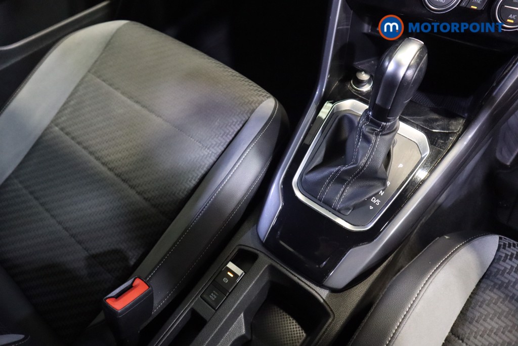 Used Volkswagen T-Roc 2021 for sale - 76542432: Photo 13