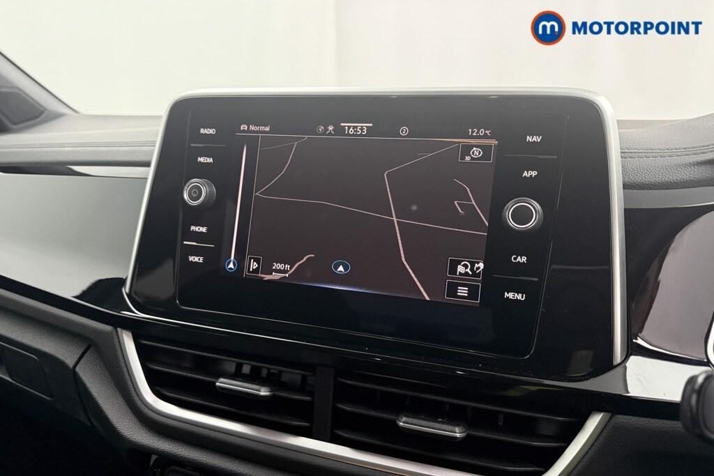 Used Volkswagen T-Roc 2024 for sale - 77443682: Photo 17