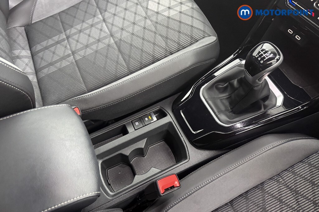 Used Volkswagen T-Roc 2024 for sale - 77443682: Photo 22