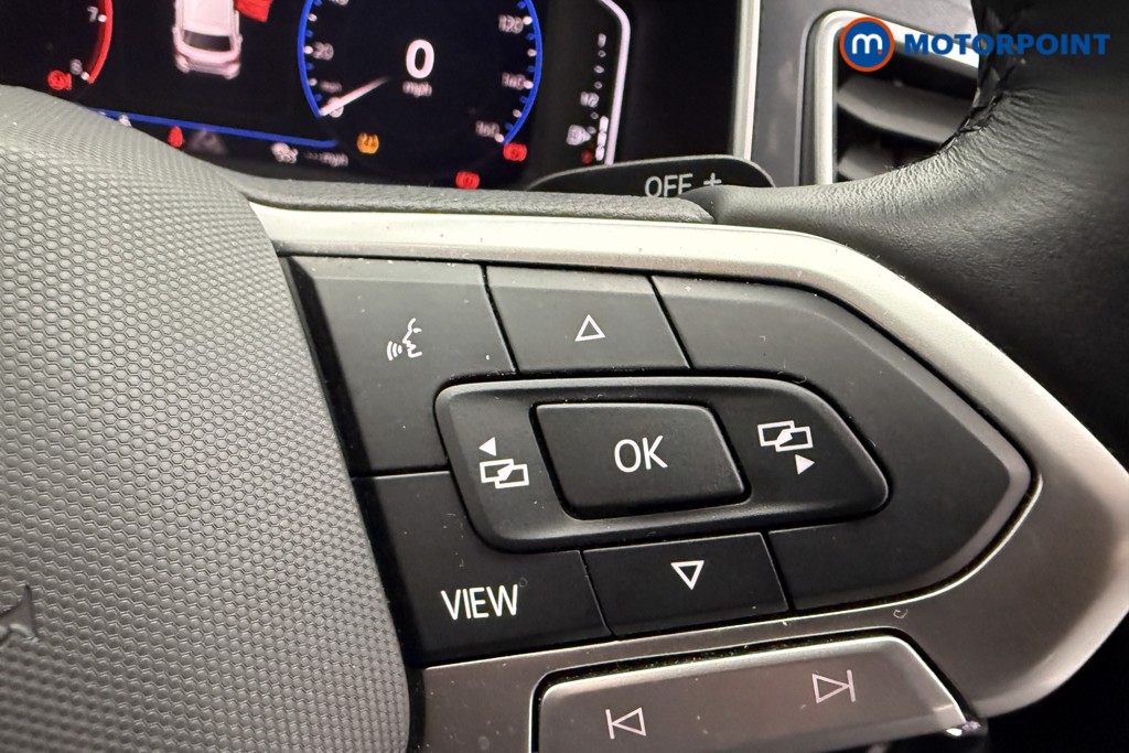 Used Volkswagen T-Roc 2023 for sale - 76710397: Photo 13