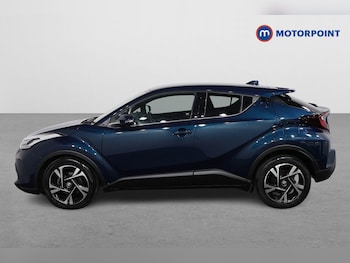 Used Toyota C-HR 2023 for sale - 78630840: Photo