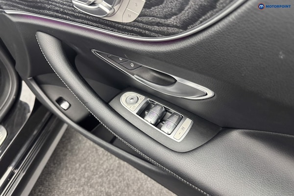 Used Mercedes-Benz E-Class 2020 for sale - 76219413: Photo 17