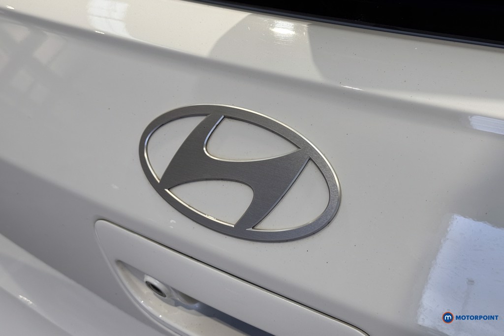 Used Hyundai i10 2023 for sale - 77225990: Photo 42