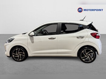 Used Hyundai i10 2023 for sale - 77225990: Photo