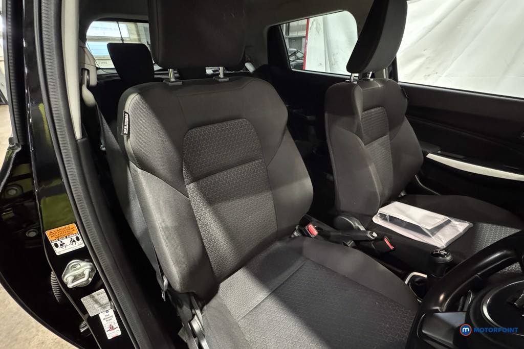 Used Suzuki Swift 2021 for sale - 77152310: Photo 13