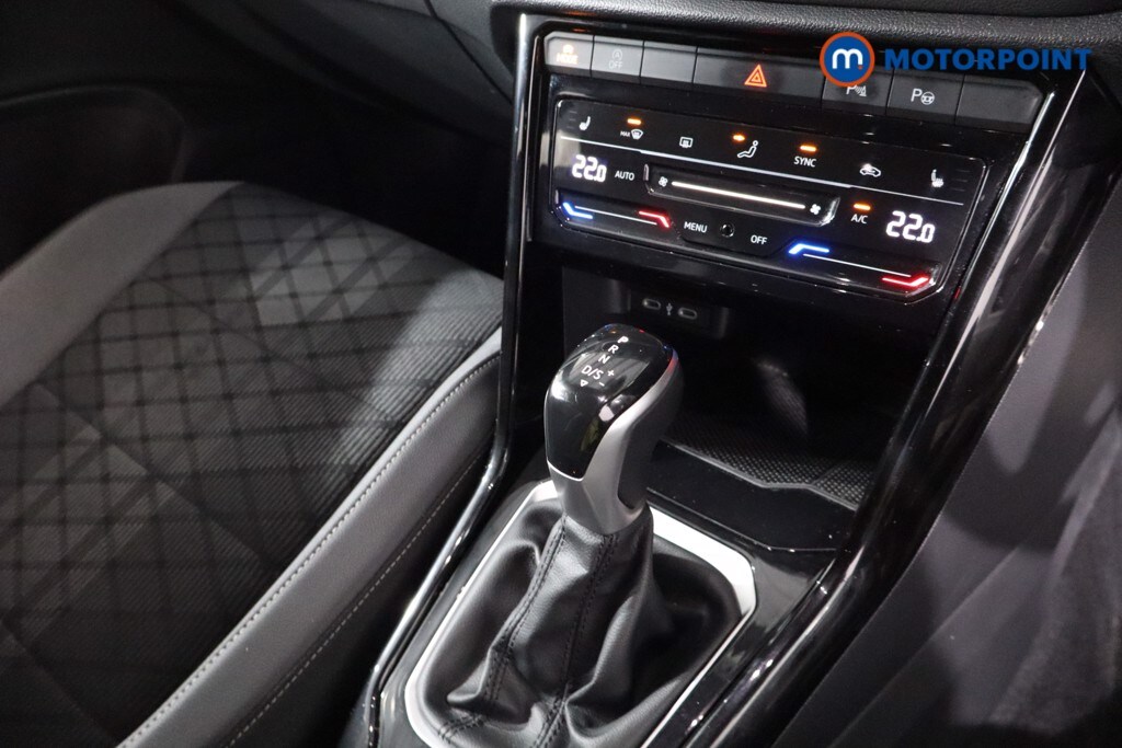 Used Volkswagen T-Roc for sale - 77830794: Photo 29