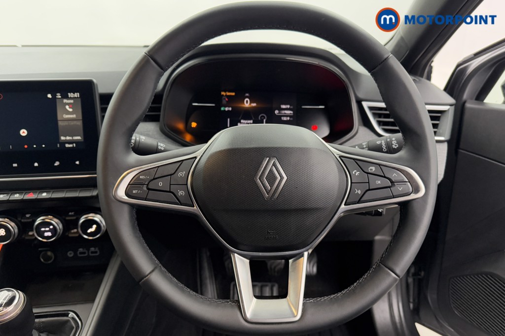 Used Renault Clio 2024 for sale - 77297489: Photo 11