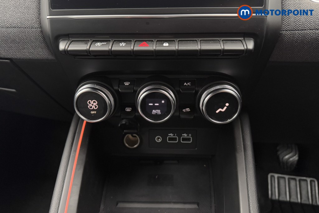 Used Renault Clio 2024 for sale - 77297489: Photo 20