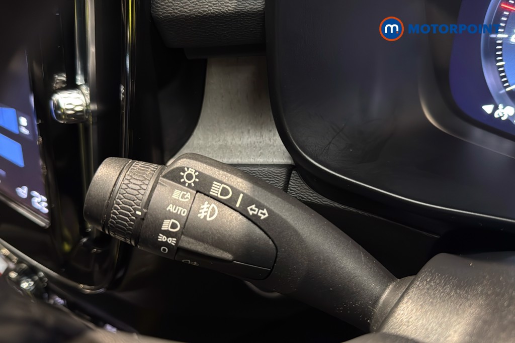 Used Volvo XC40 for sale - 77914179: Photo 23