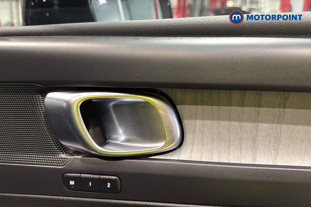 Used Volvo XC40 for sale - 77914179: Photo 40