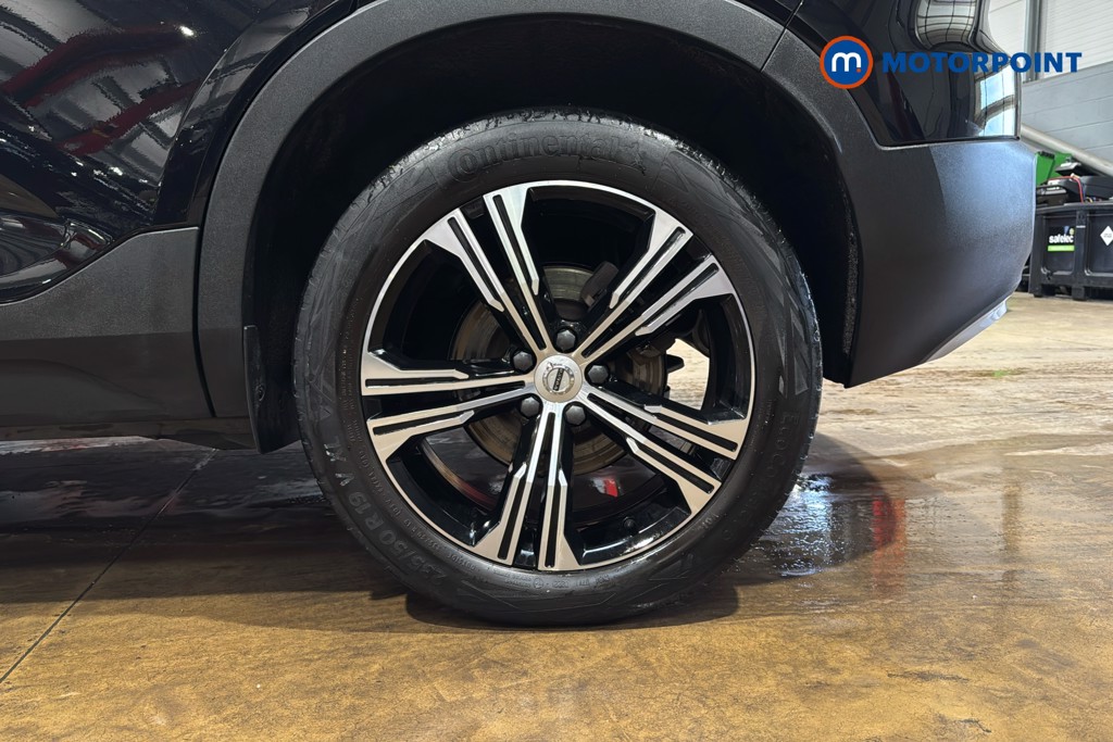 Used Volvo XC40 for sale - 77914179: Photo 45