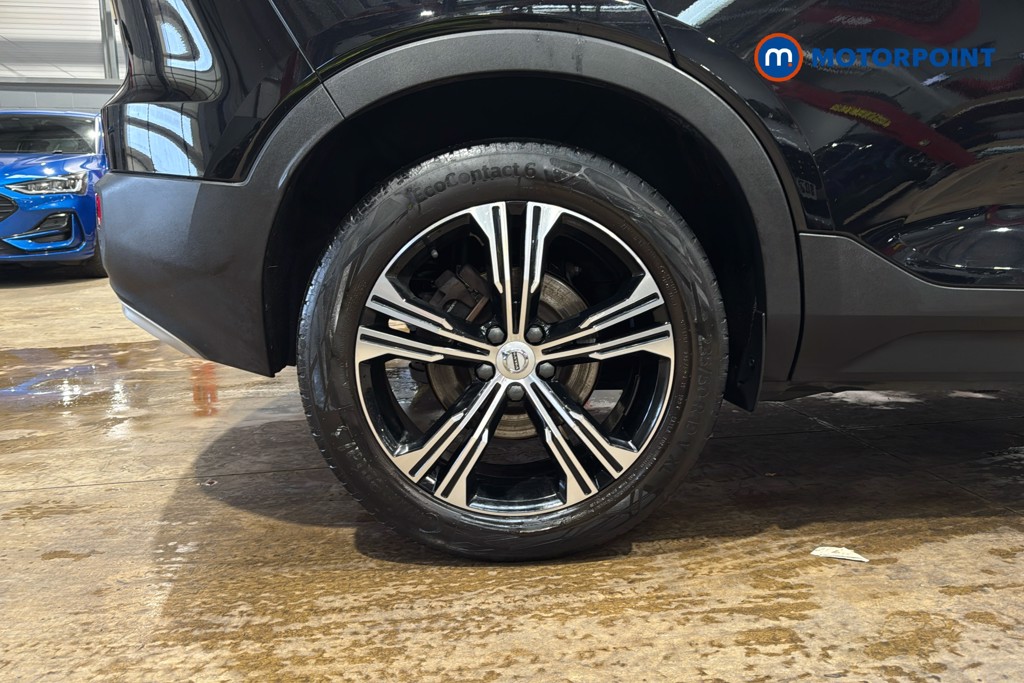 Used Volvo XC40 for sale - 77914179: Photo 46