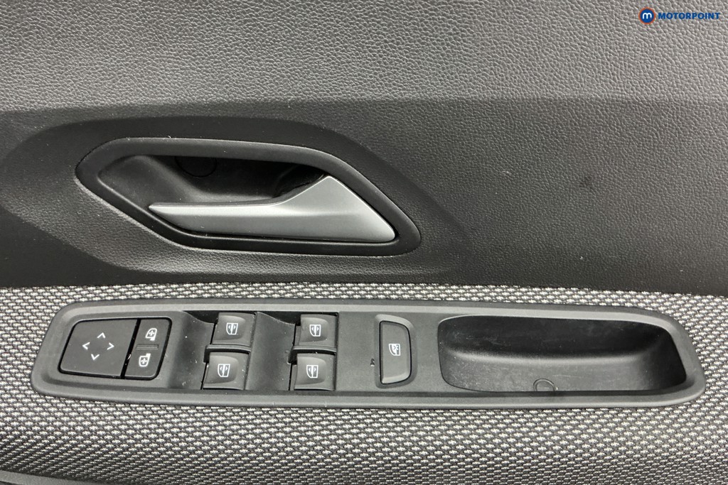 Used Dacia Jogger 2024 for sale - 76985078: Photo 34