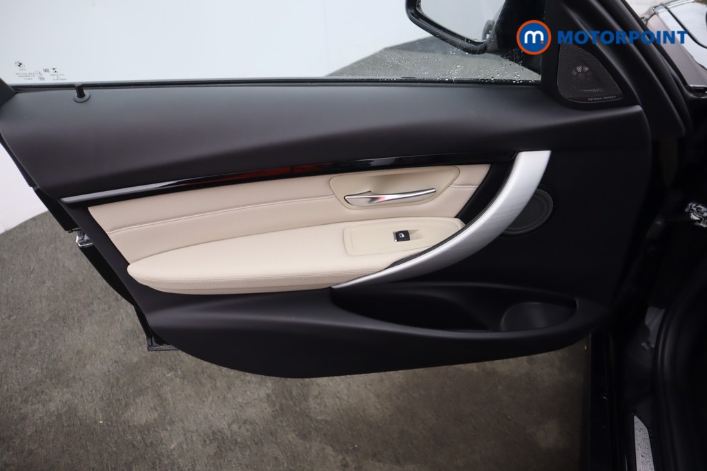 Used BMW 3 Series 2019 for sale - 77679668: Photo 25