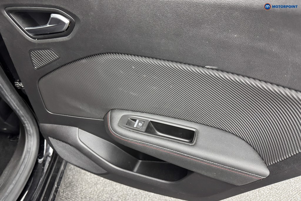 Used Renault Clio 2021 for sale - 76449896: Photo 32