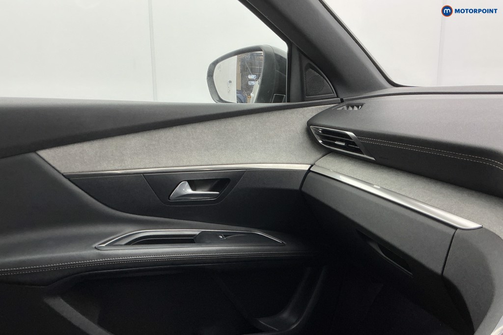 Used Peugeot 3008 2022 for sale - 77168162: Photo 31