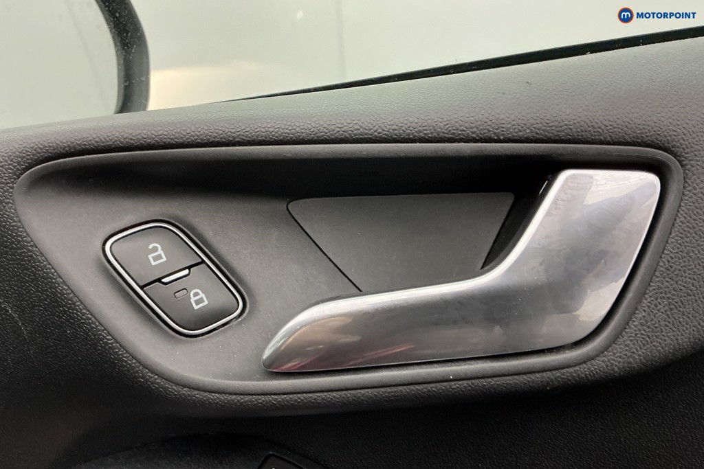 Used Ford Fiesta 2018 for sale - 77055945: Photo 32