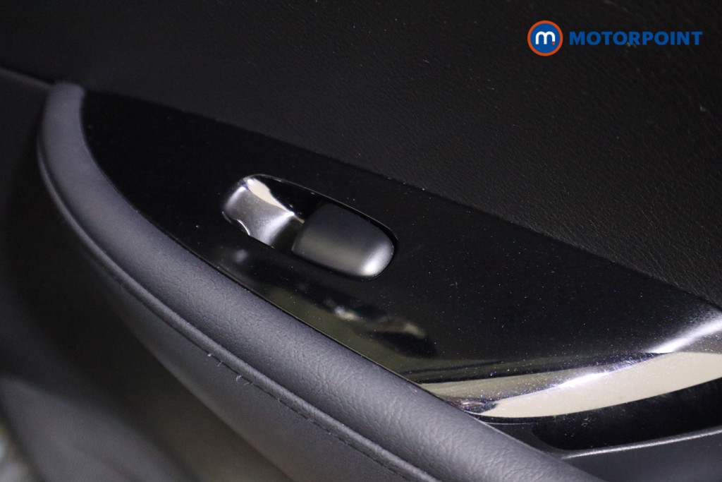 Used Nissan Leaf 2021 for sale - 77894509: Photo 25