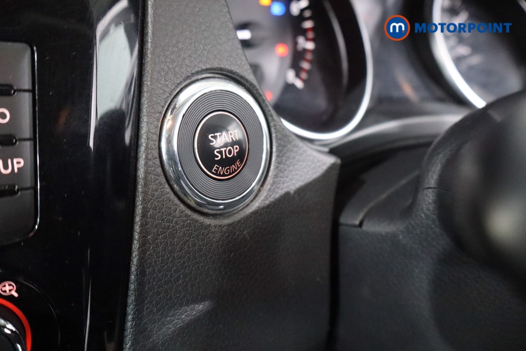 Used Nissan Qashqai 2018 for sale - 78028921: Photo 28