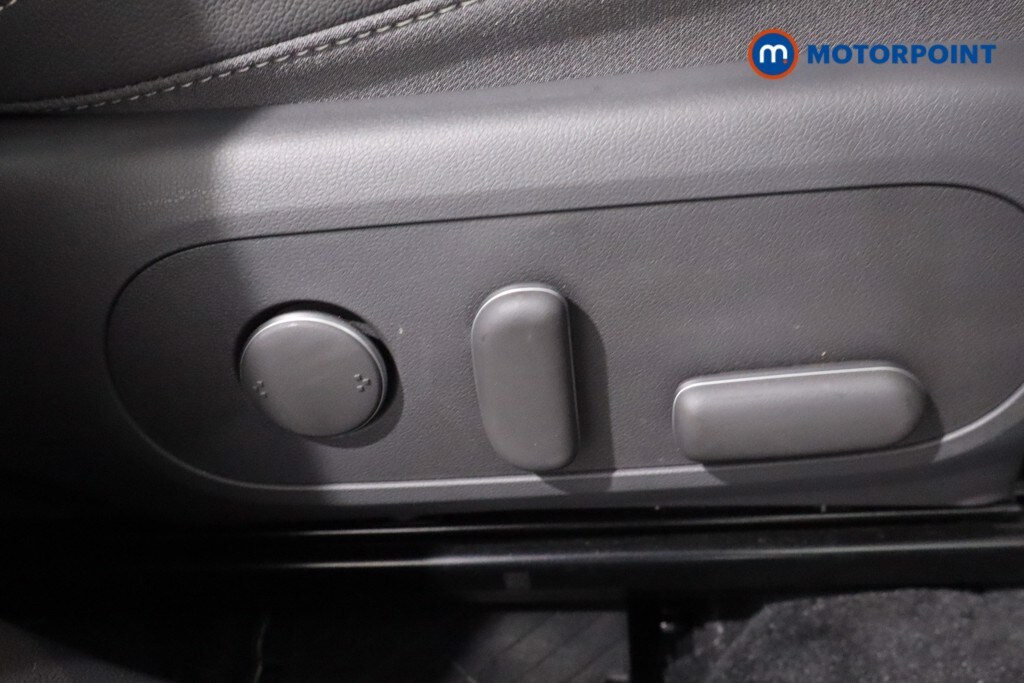 Used Hyundai KONA 2025 for sale - 77787260: Photo 32