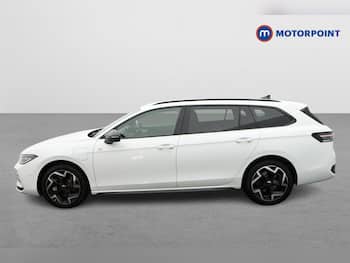 Used Volkswagen Passat 2025 for sale - 79653226: Photo