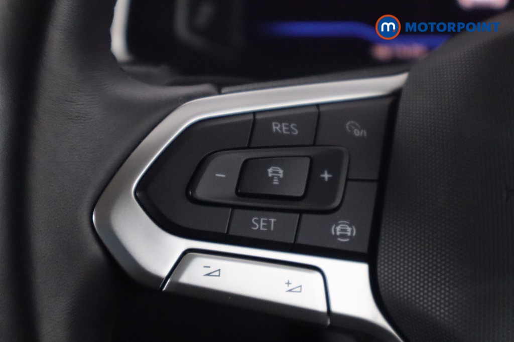 Used Volkswagen T-Roc 2024 for sale - 76028484: Photo 15