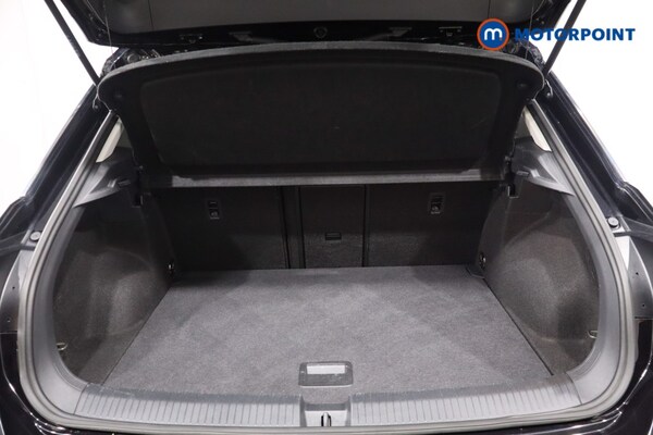 Used Volkswagen T-Roc 2024 for sale - 76028484: Photo 45