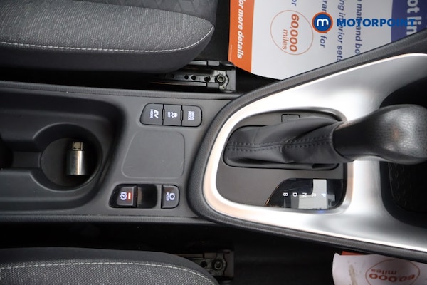 Used Toyota Yaris 2022 for sale - 76255839: Photo 17