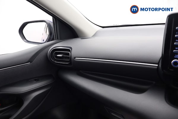 Used Toyota Yaris 2022 for sale - 76255839: Photo 19