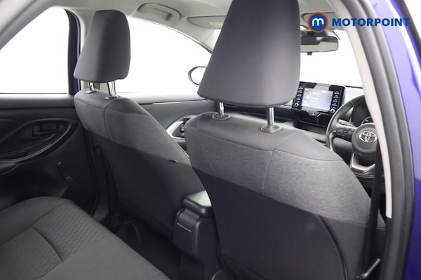 Used Toyota Yaris 2022 for sale - 76255839: Photo 25