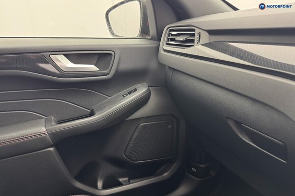 Used Ford Kuga 2022 for sale - 76232104: Photo 26