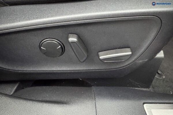 Used Ford Kuga 2022 for sale - 76232104: Photo 30