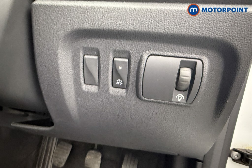 Used Renault Captur 2017 for sale - 77760179: Photo 11