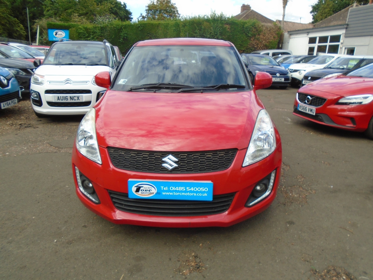Used Suzuki Swift 2015 for sale - 75673331: Photo 2