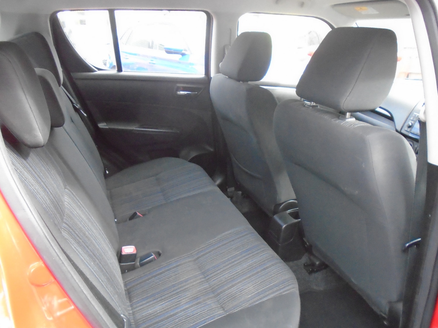 Used Suzuki Swift 2015 for sale - 75673331: Photo 9