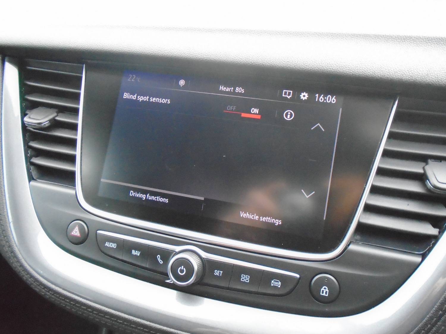 Used Vauxhall Grandland X 2018 for sale - 76064525: Photo 17