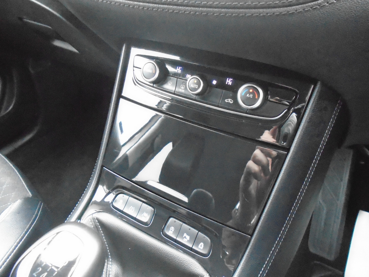 Used Vauxhall Grandland X 2018 for sale - 76064525: Photo 19