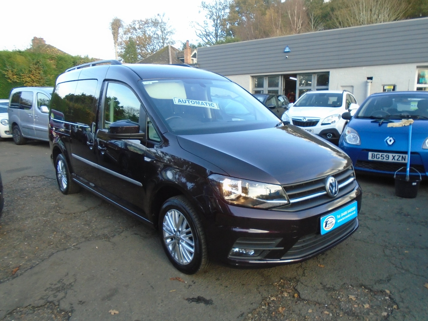 Used Volkswagen Caddy Maxi Life 2018 for sale - 76412642: Photo 1