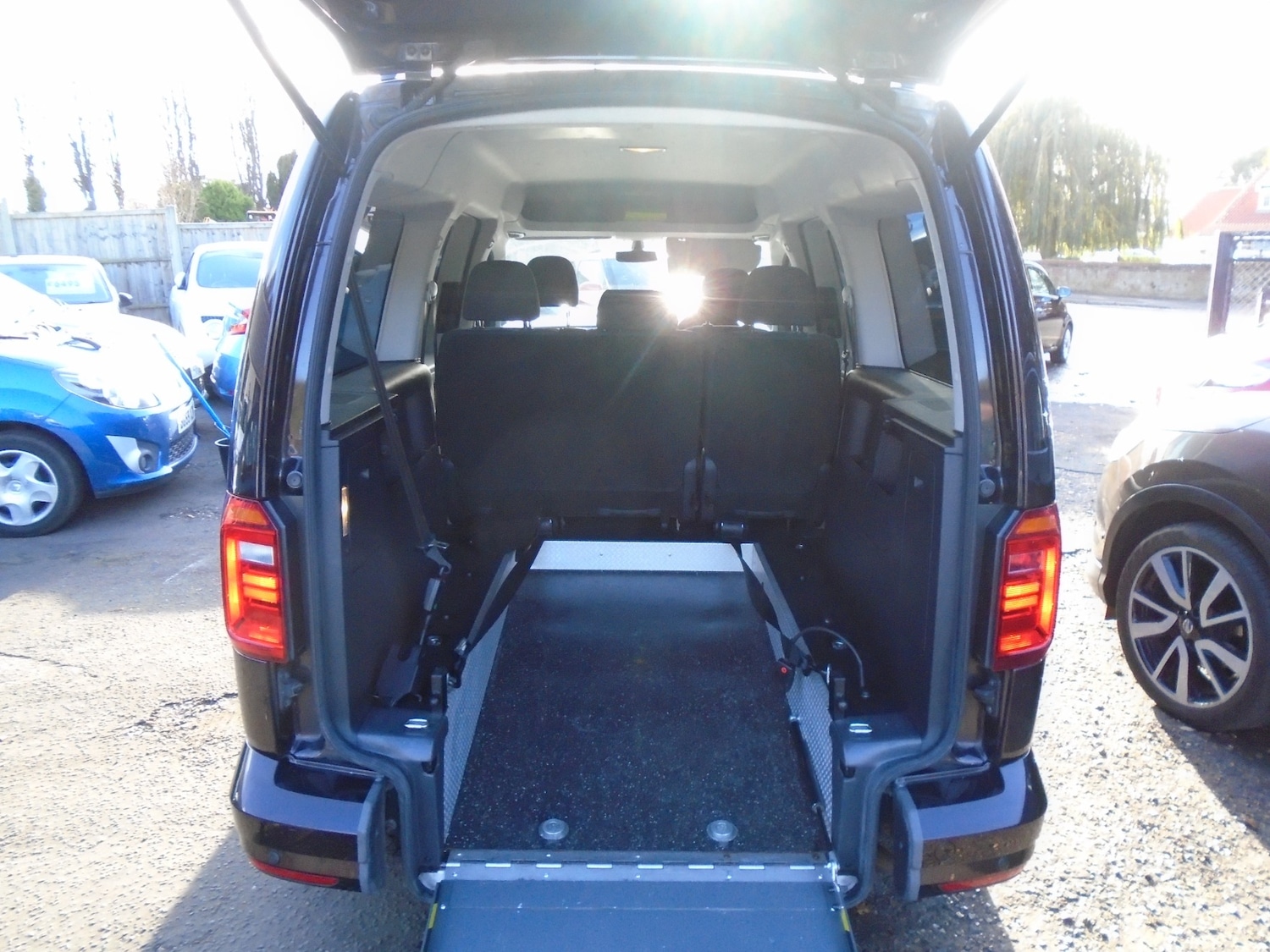 Used Volkswagen Caddy Maxi Life 2018 for sale - 76412642: Photo 13