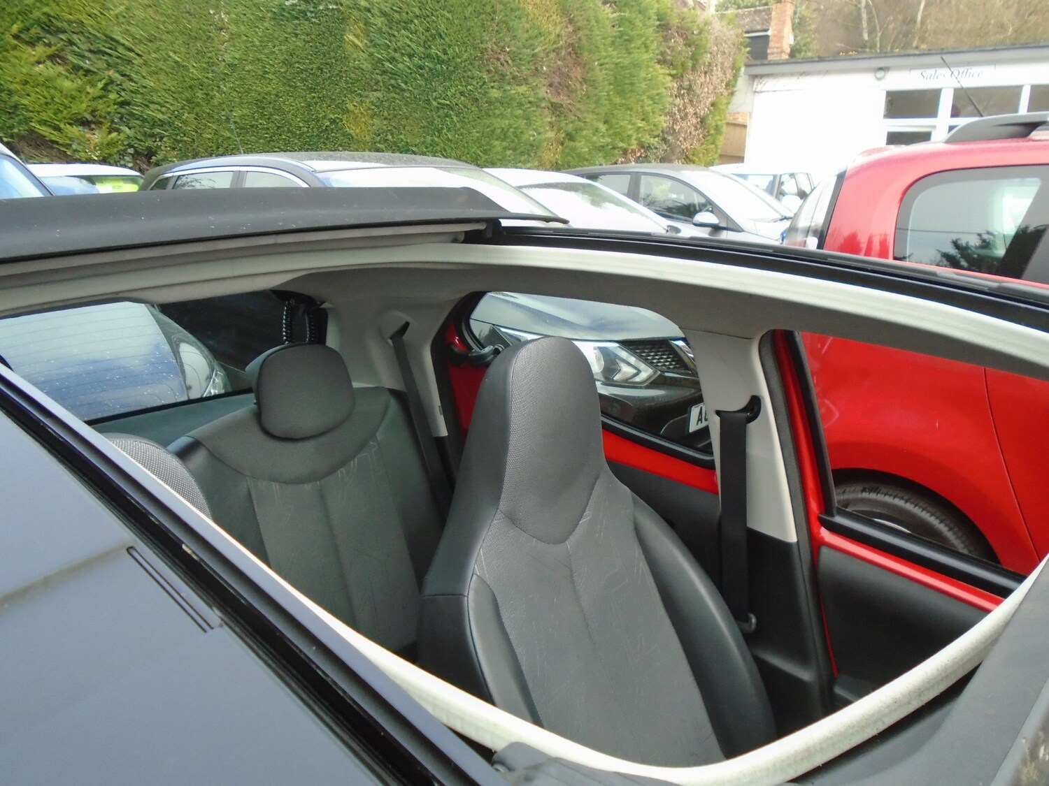 Used Toyota AYGO 2016 for sale - 77446438: Photo 10