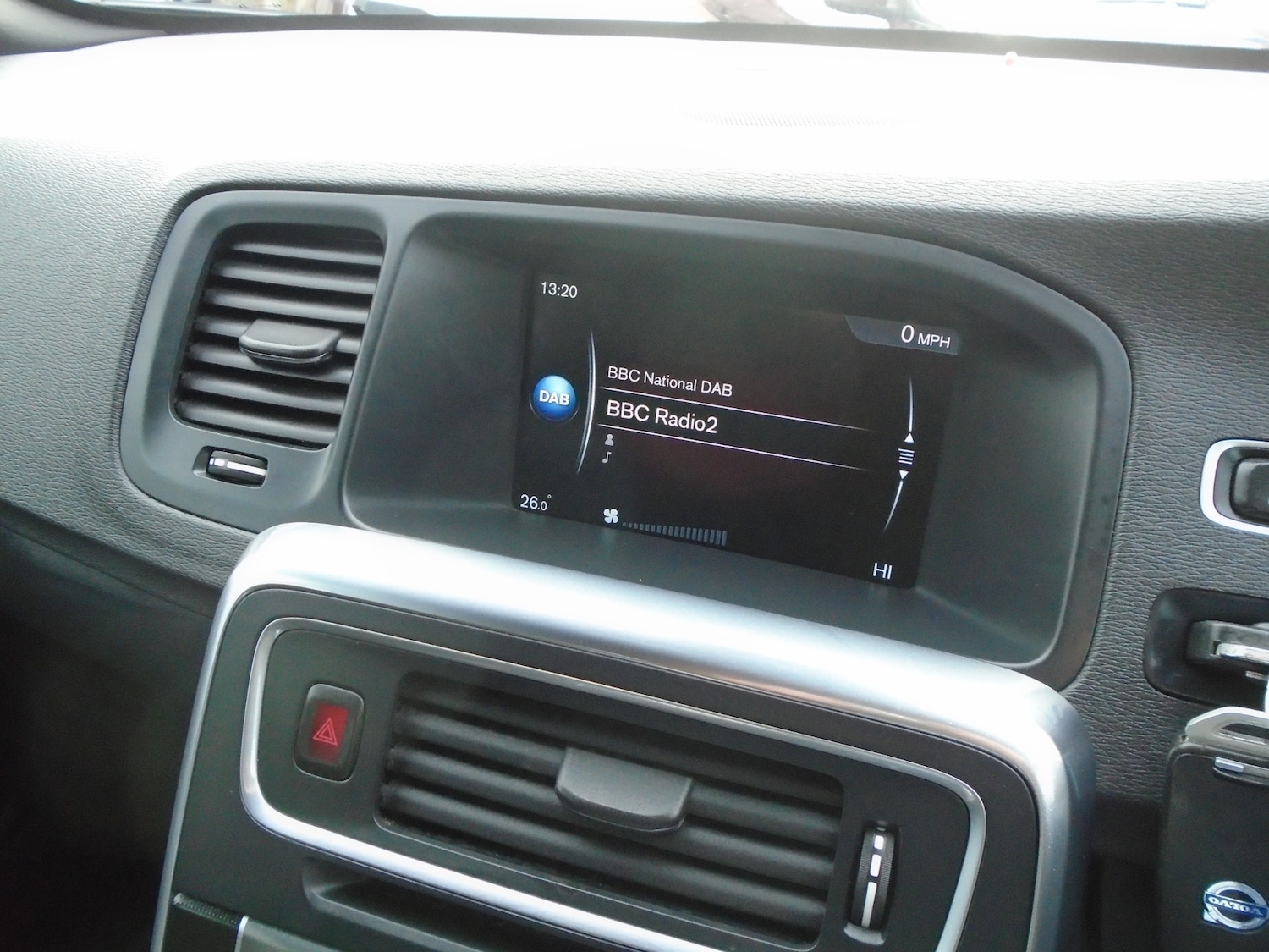 Used Volvo V60 2014 for sale - 77529316: Photo 12