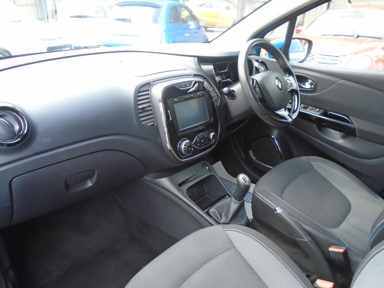 Used Renault Captur 2014 for sale - 74588399: Photo 12