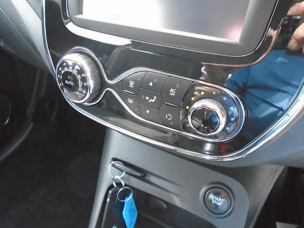 Used Renault Captur 2014 for sale - 74588399: Photo 16