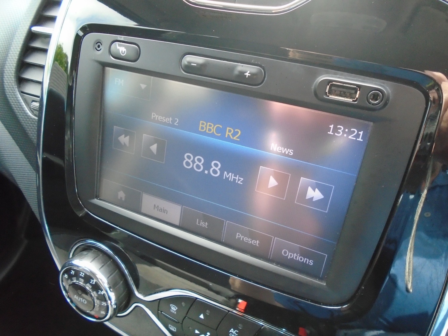 Used Renault Captur 2014 for sale - 74588399: Photo 18