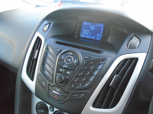 Used Ford Focus 2012 for sale - 76117263: Photo 15