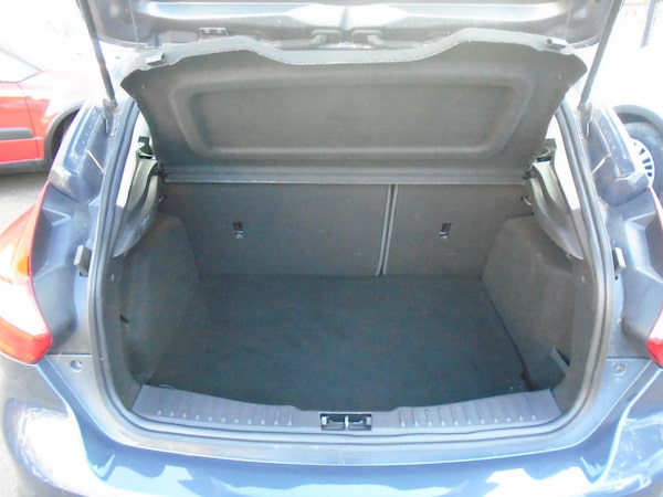Used Ford Focus 2012 for sale - 76117263: Photo 8