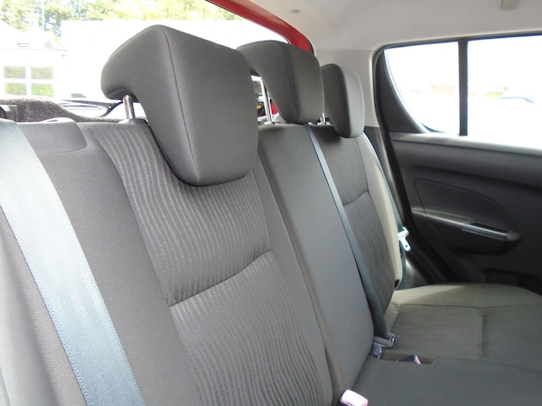 Used Suzuki Swift 2012 for sale - 75271606: Photo 7