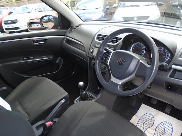 Used Suzuki Swift 2012 for sale - 75271606: Photo 9